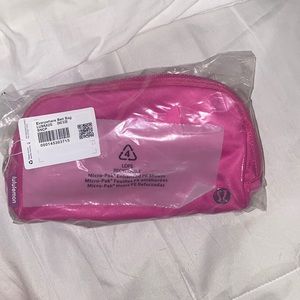 NWT Lululmeon Everywhere Belt Bag Sonic Pink